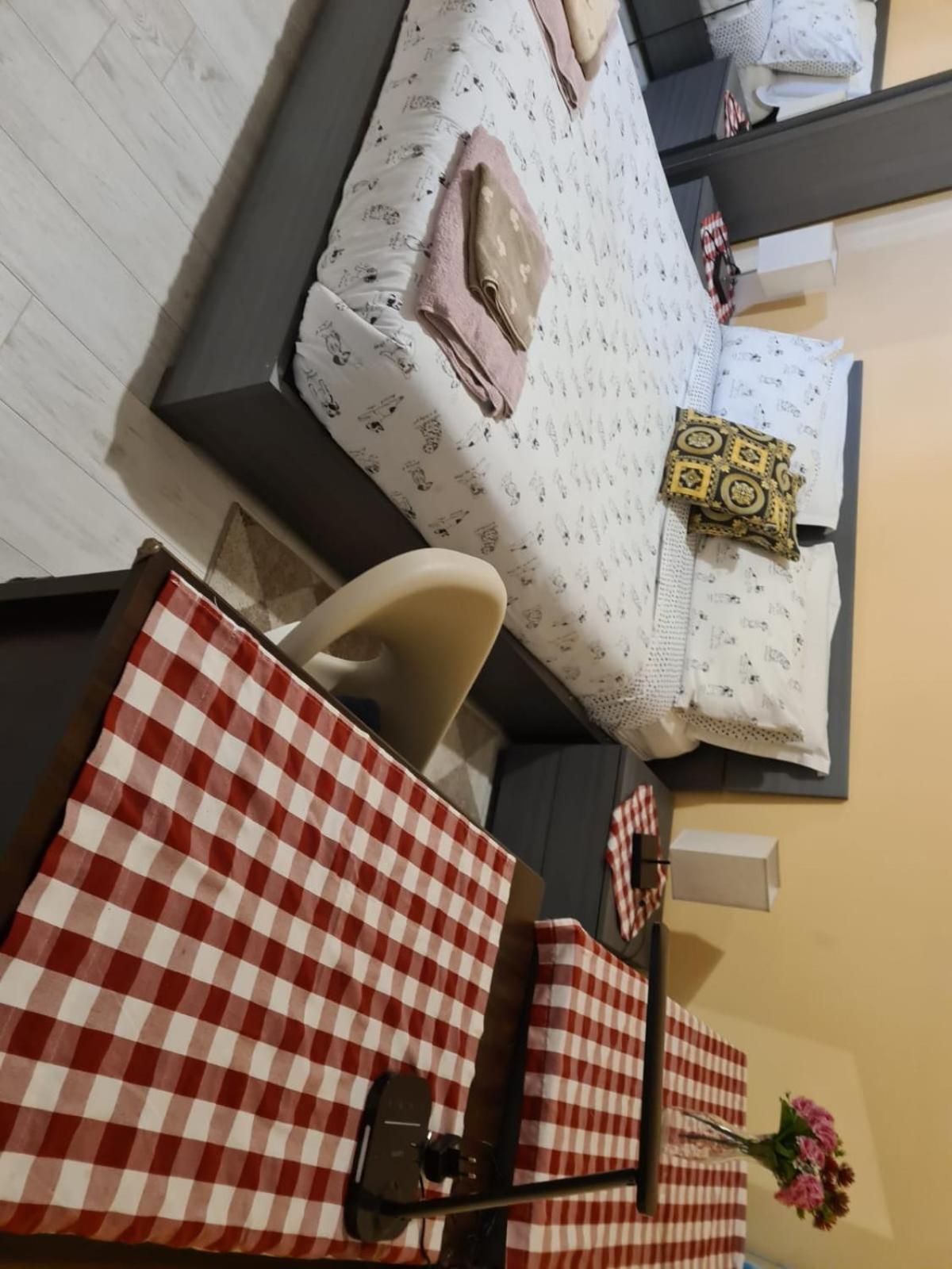 רומא La Tua Casa Apartment מראה חיצוני תמונה